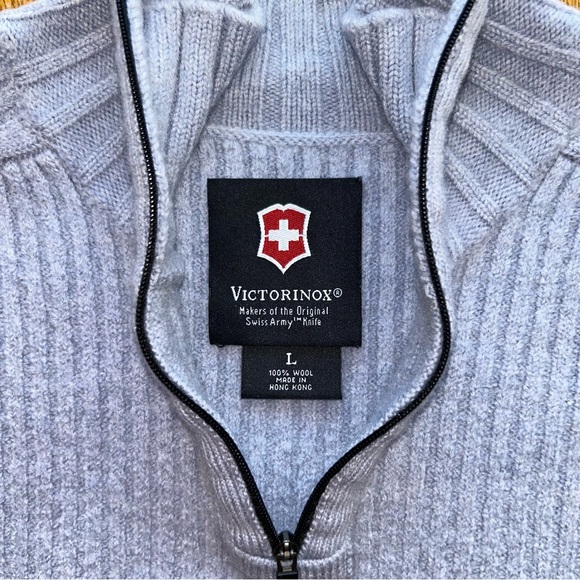 Victorinox Swiss Army Men’s 100% Wool Quarter Zip Sweater Size Large Gray Ribbed - Picture 3 of 8